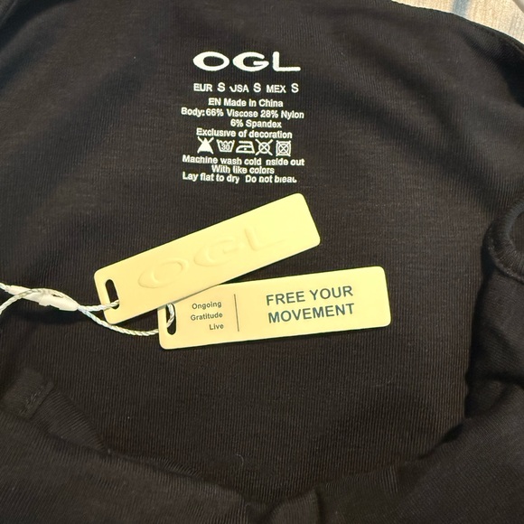 OGL Black Sleeveless Midi Dress - Picture 5 of 5